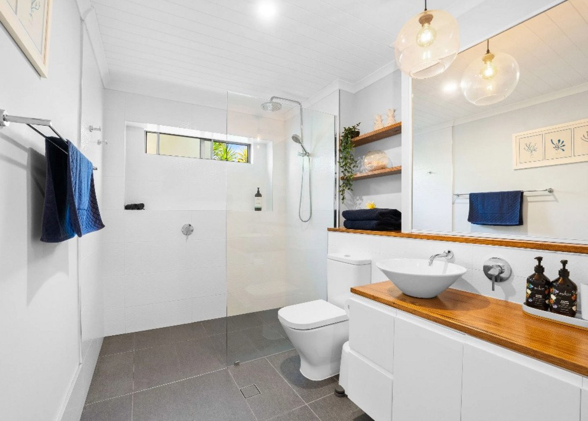 3 Tawarri Crescent Burleigh Heads 23