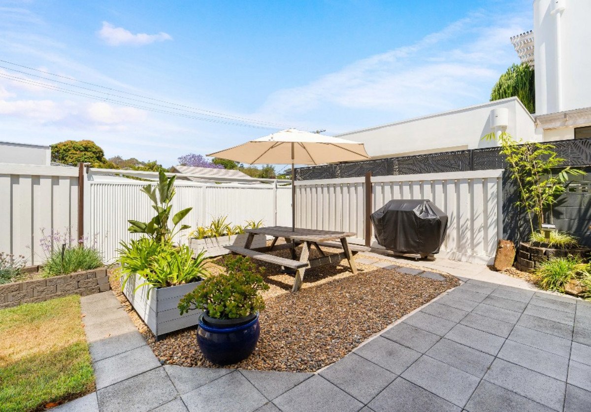 3 Tawarri Crescent Burleigh Heads 25