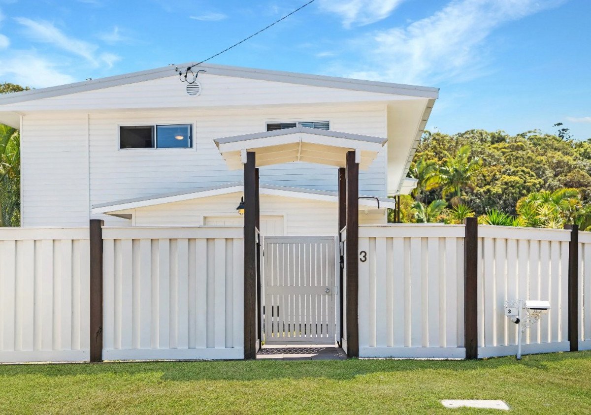 3 Tawarri Crescent Burleigh Heads 26