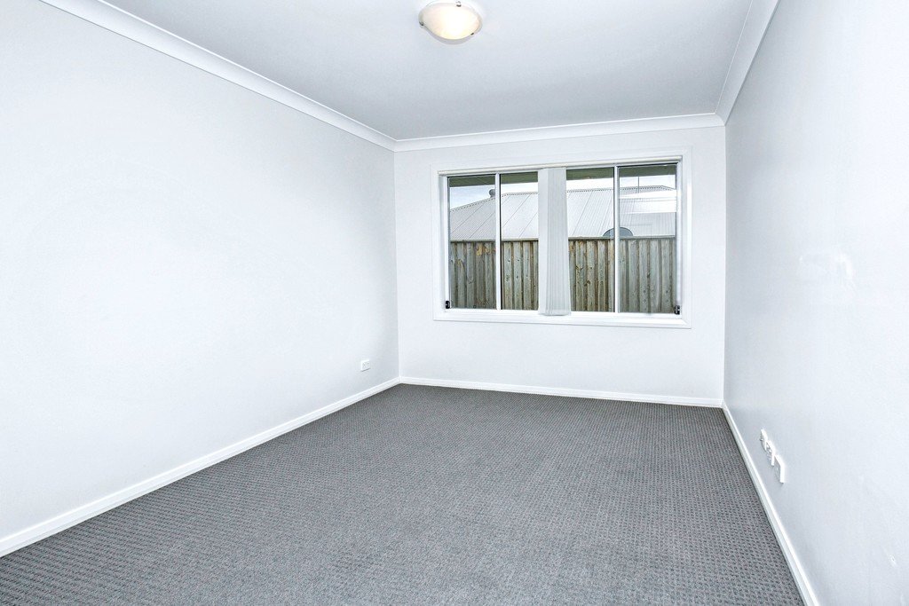 3 Teal Street ABERGLASSLYN 6