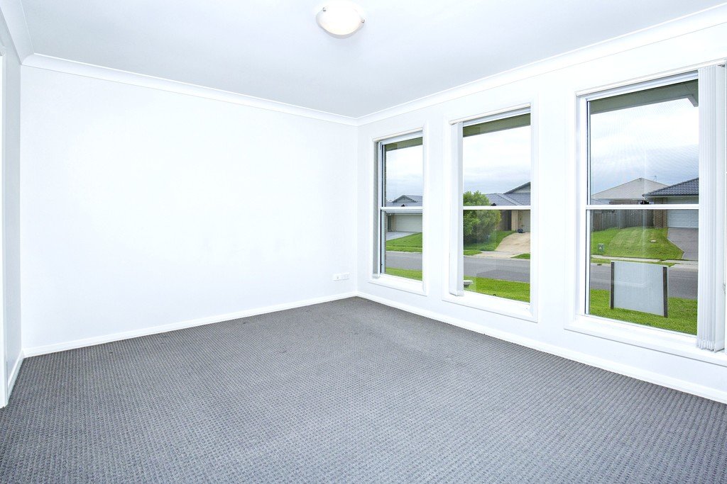 3 Teal Street ABERGLASSLYN 7