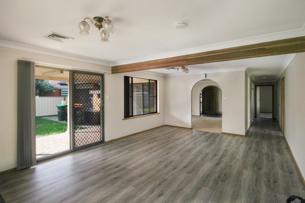 3 Teatree Close LAKEWOOD 3