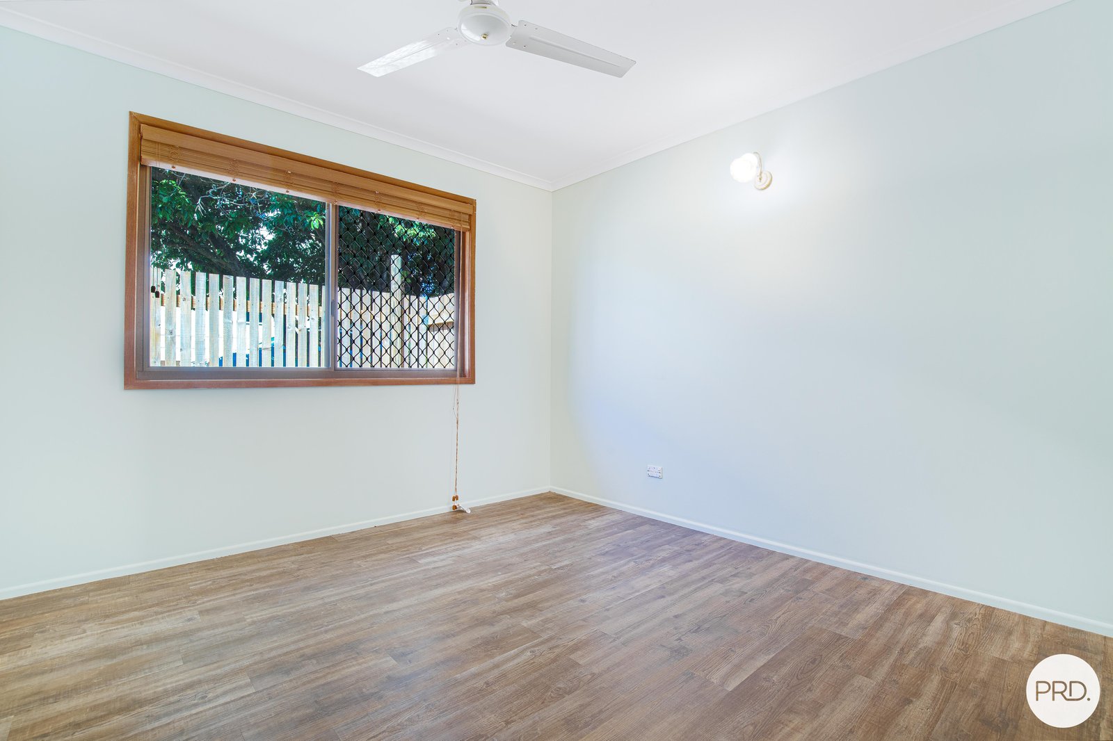 3 Tellin Street SHOAL POINT 10