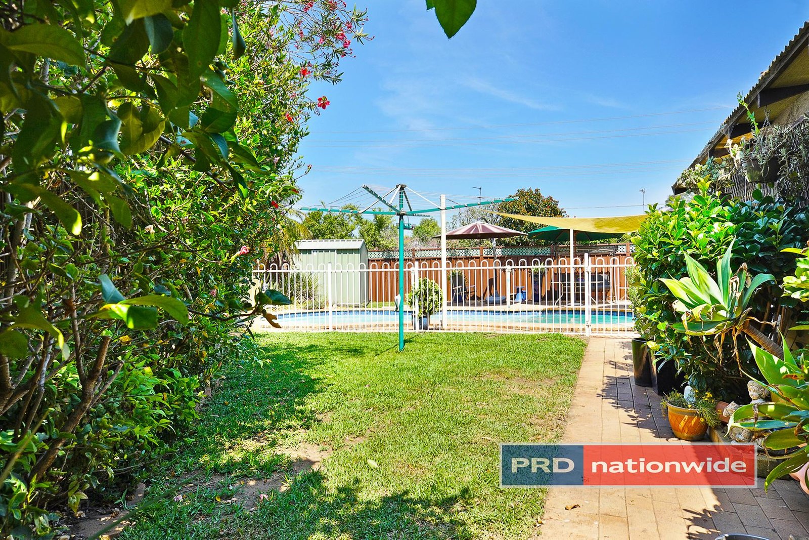 3 Tent Street KINGSWOOD 11