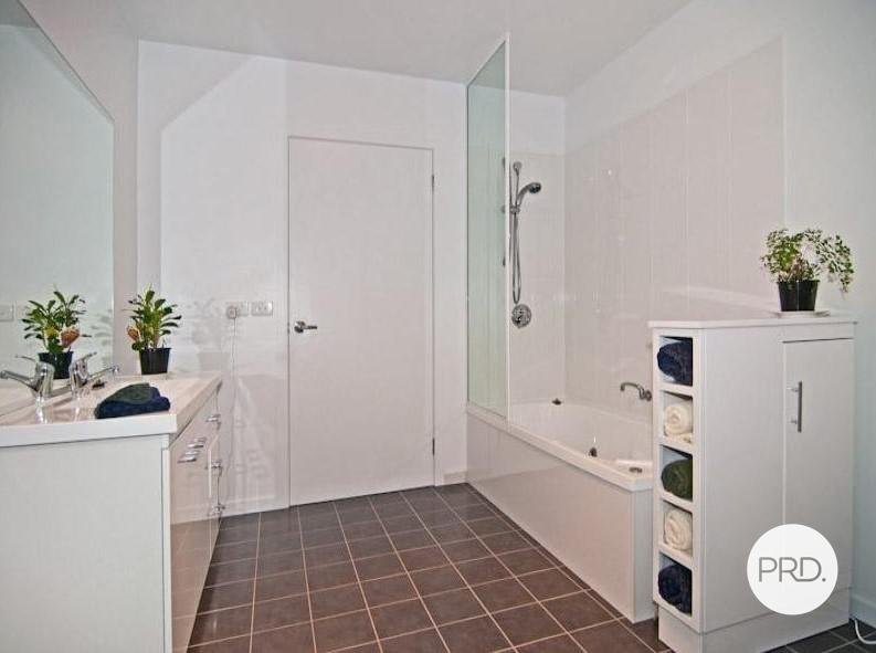 3 Tew Terrace SANDY BAY 9