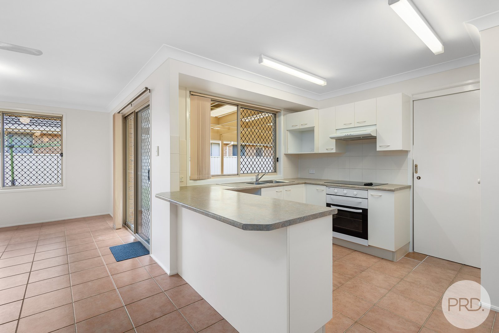 3 The Deck  SALAMANDER BAY 10