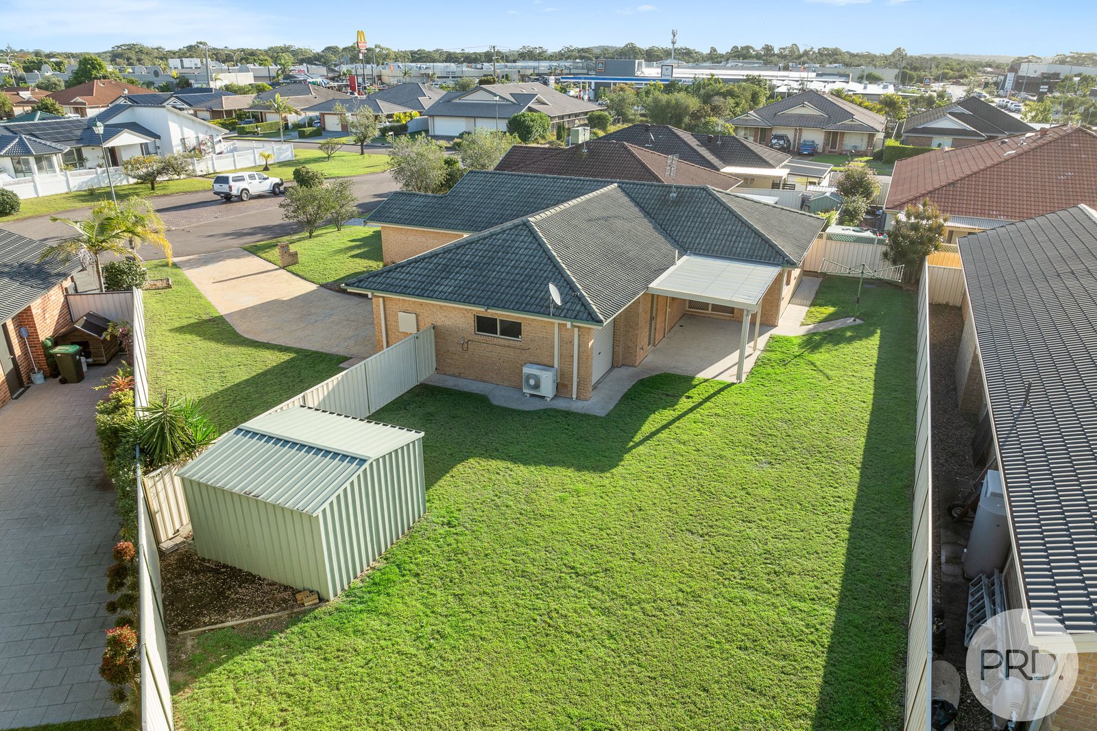 3 The Deck  SALAMANDER BAY 22