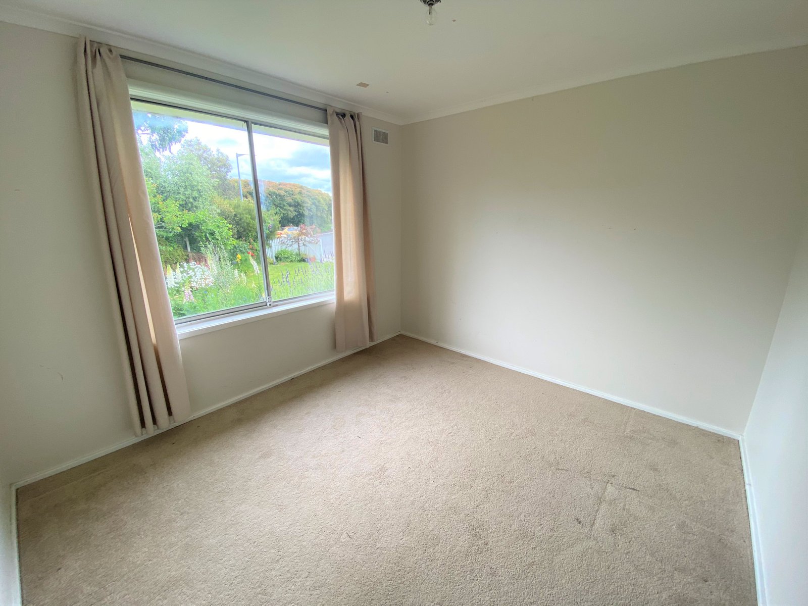 3 The Keep  CLARENDON VALE 10