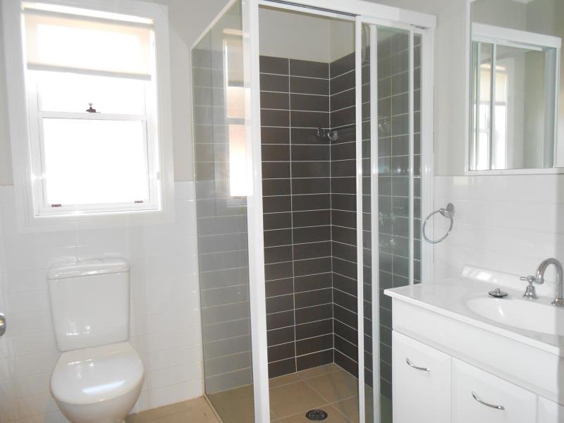 3 The Patio  TAMWORTH 8