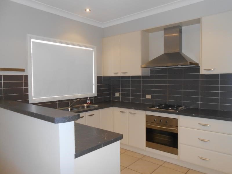 3 The Patio  TAMWORTH 3