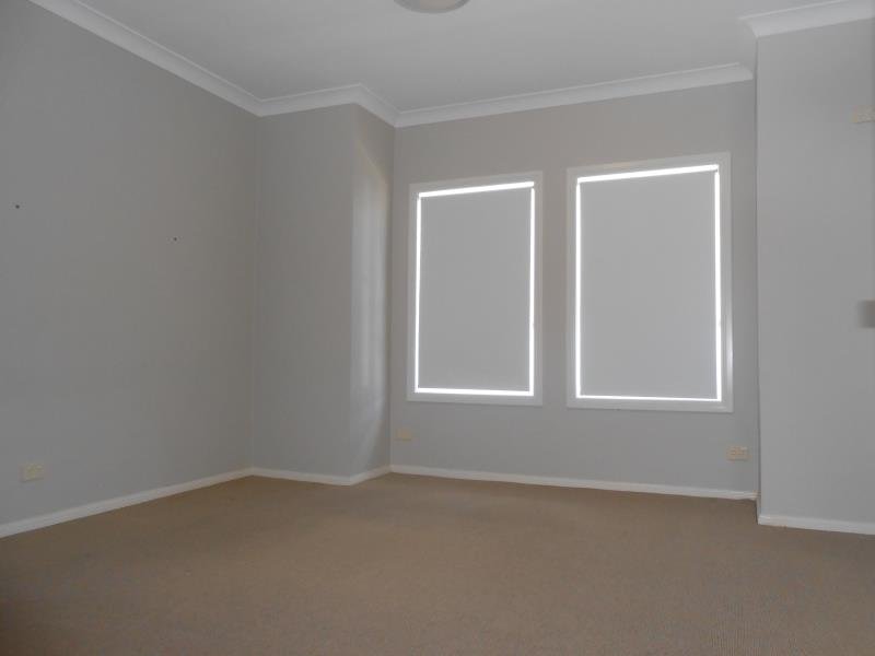 3 The Patio  TAMWORTH 7