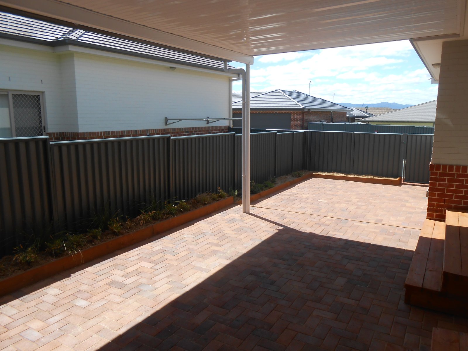 3 The Patio  TAMWORTH 8