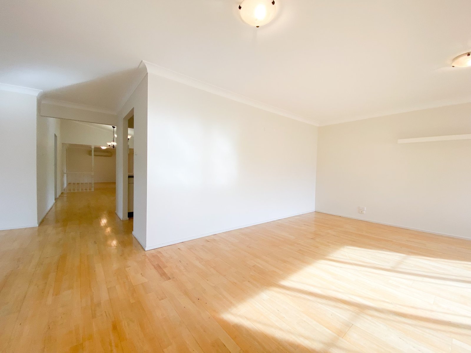 3 The Pier  SALAMANDER BAY 8