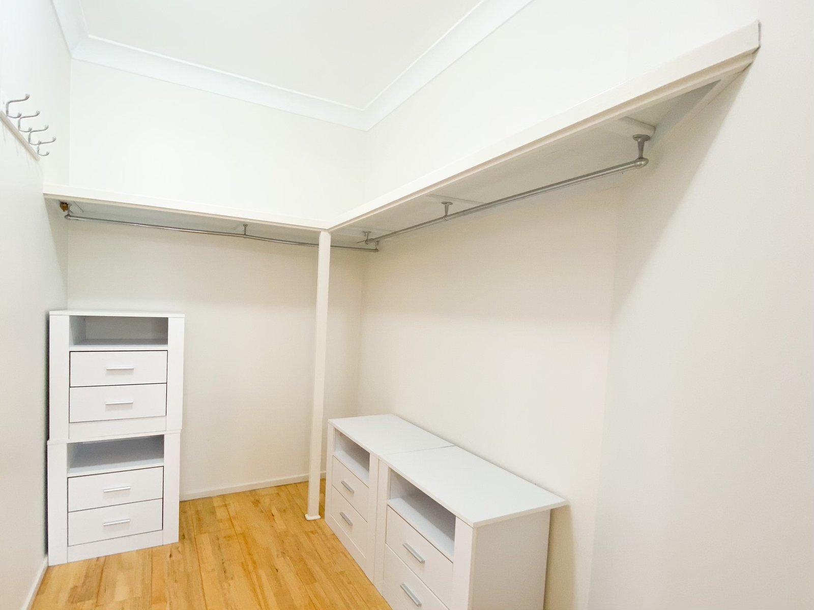 3 The Pier  SALAMANDER BAY 10