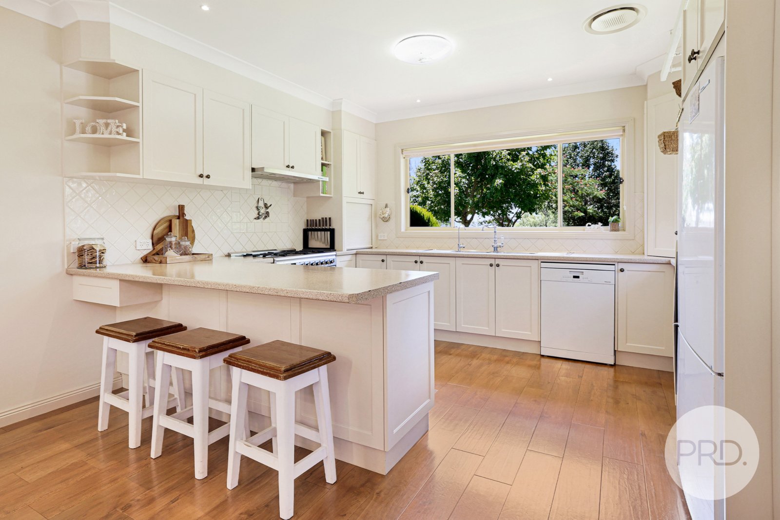 3 Thornbill Road TAMWORTH 23