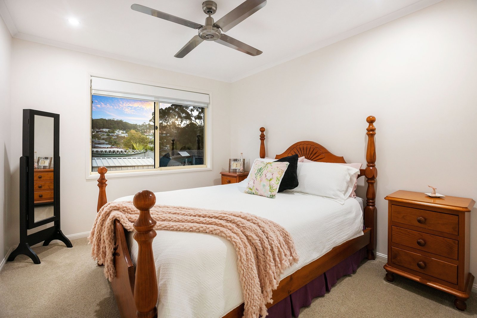 3 Thunder Drive CURRUMBIN WATERS 15
