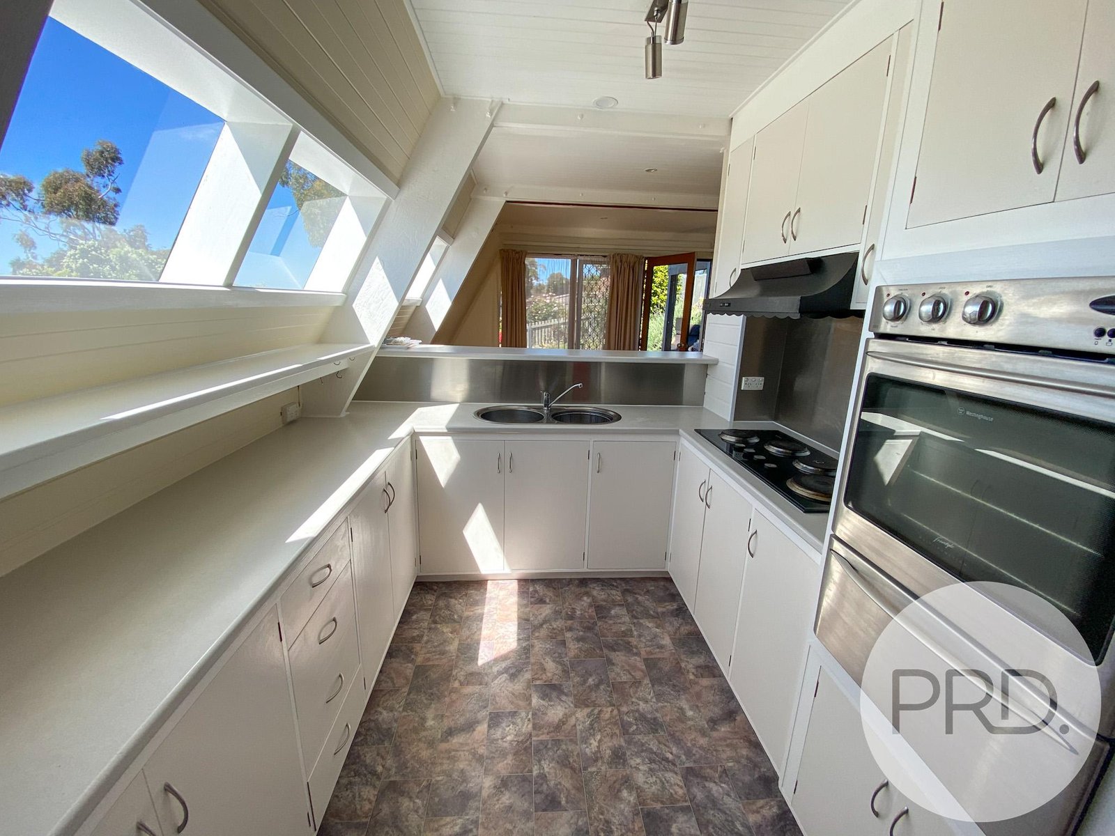3 Tollard Place ROKEBY 6