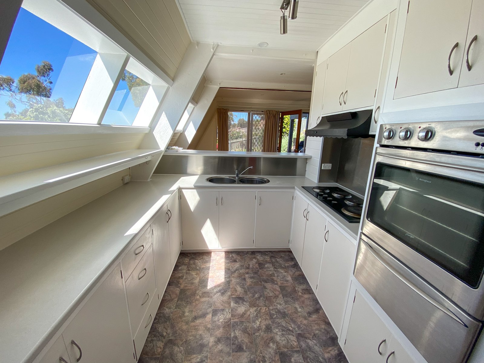 3 Tollard Place ROKEBY 6