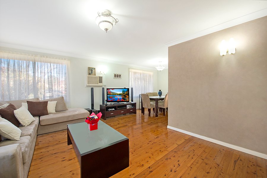 3 Treelands Avenue INGLEBURN 3