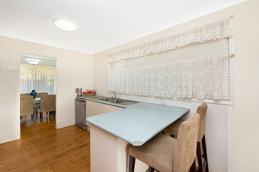 3 Treelands Avenue INGLEBURN 4