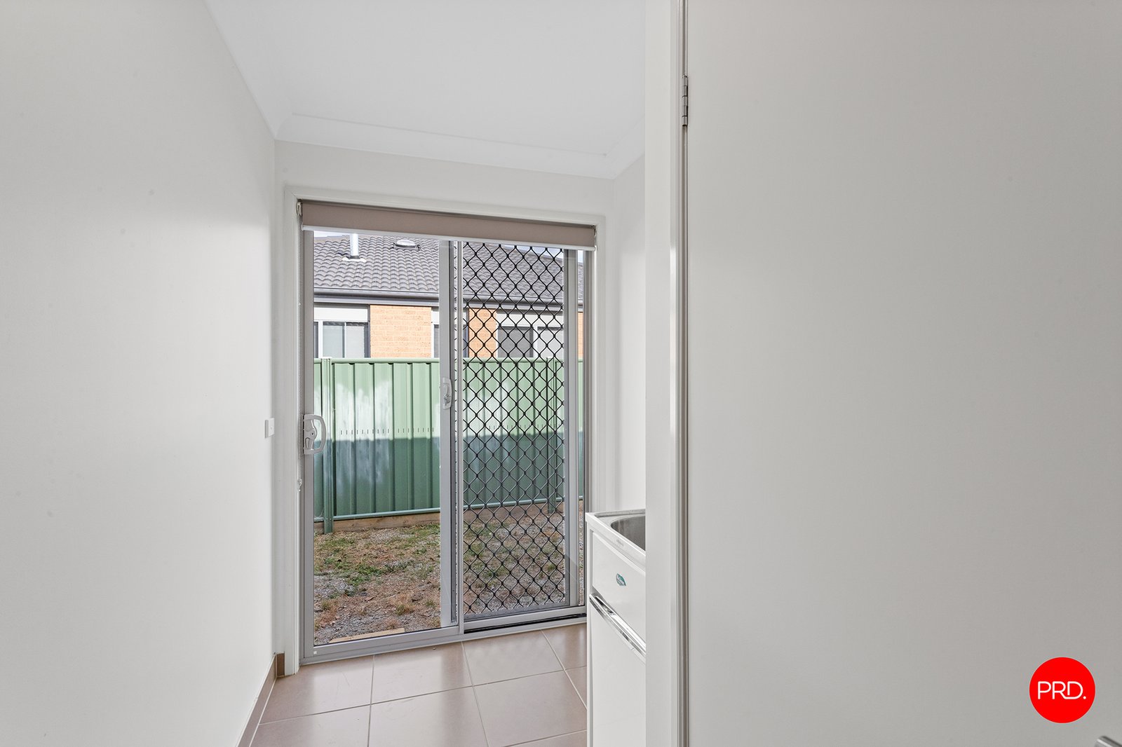 3 Trinity Way ASCOT 14