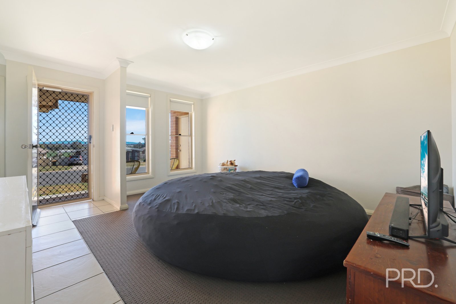 3 Tulipwood Crescent OXLEY VALE 2