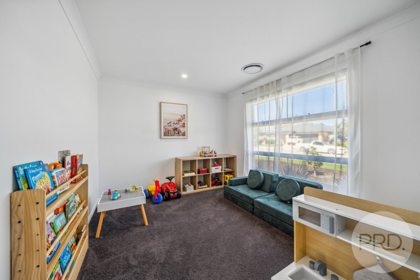 3 Tycho Place LLOYD 8