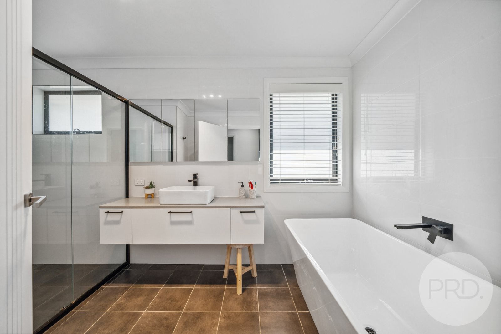 3 Tycho Place LLOYD 14