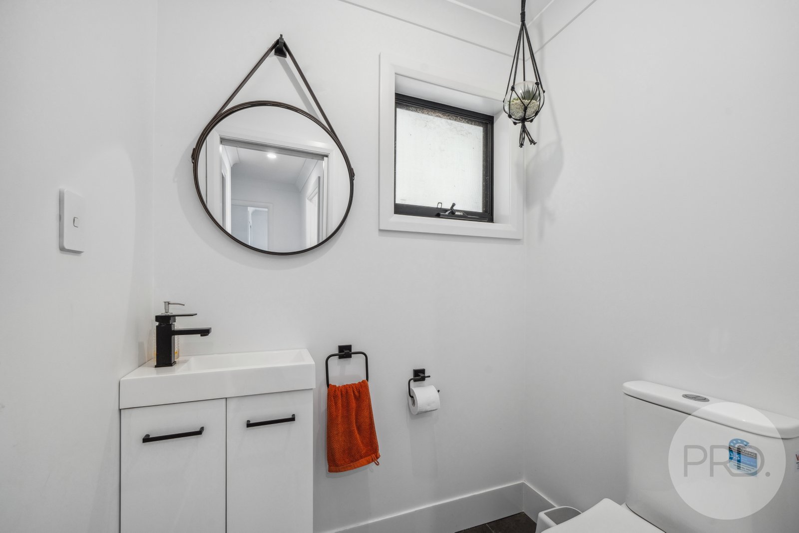 3 Tycho Place LLOYD 16