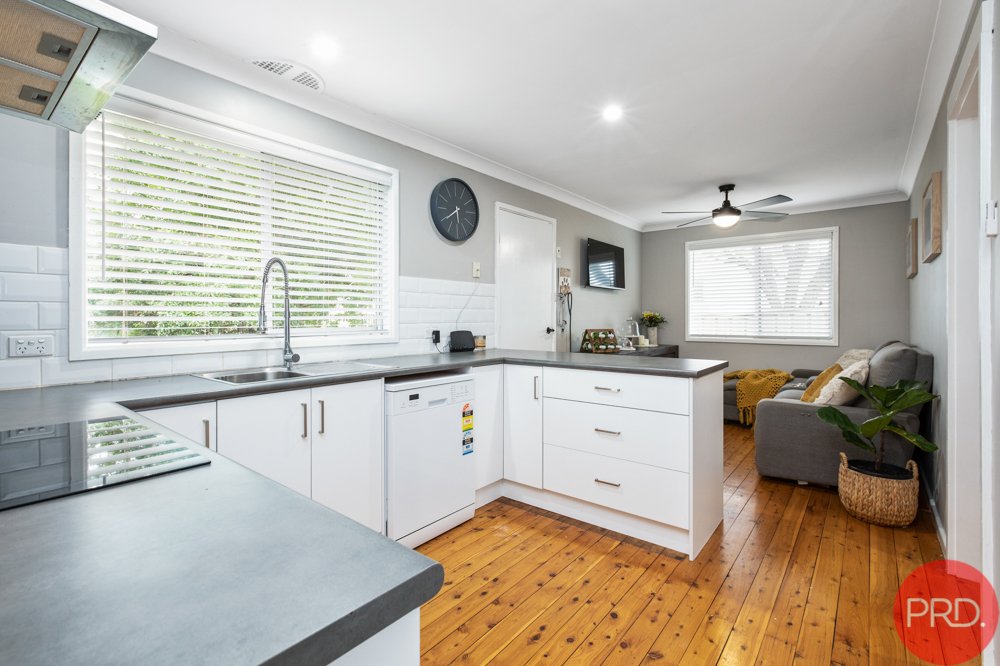 3 Unicomb Close RUTHERFORD 6