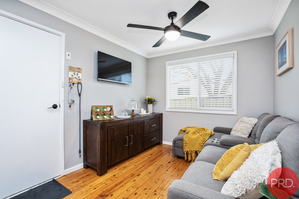 3 Unicomb Close RUTHERFORD 9