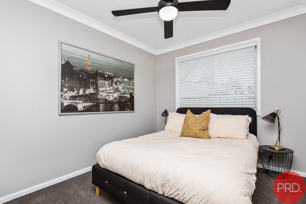 3 Unicomb Close RUTHERFORD 12