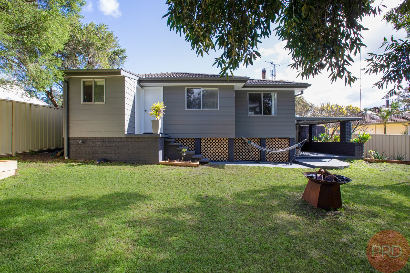 3 Unicomb Close RUTHERFORD 14