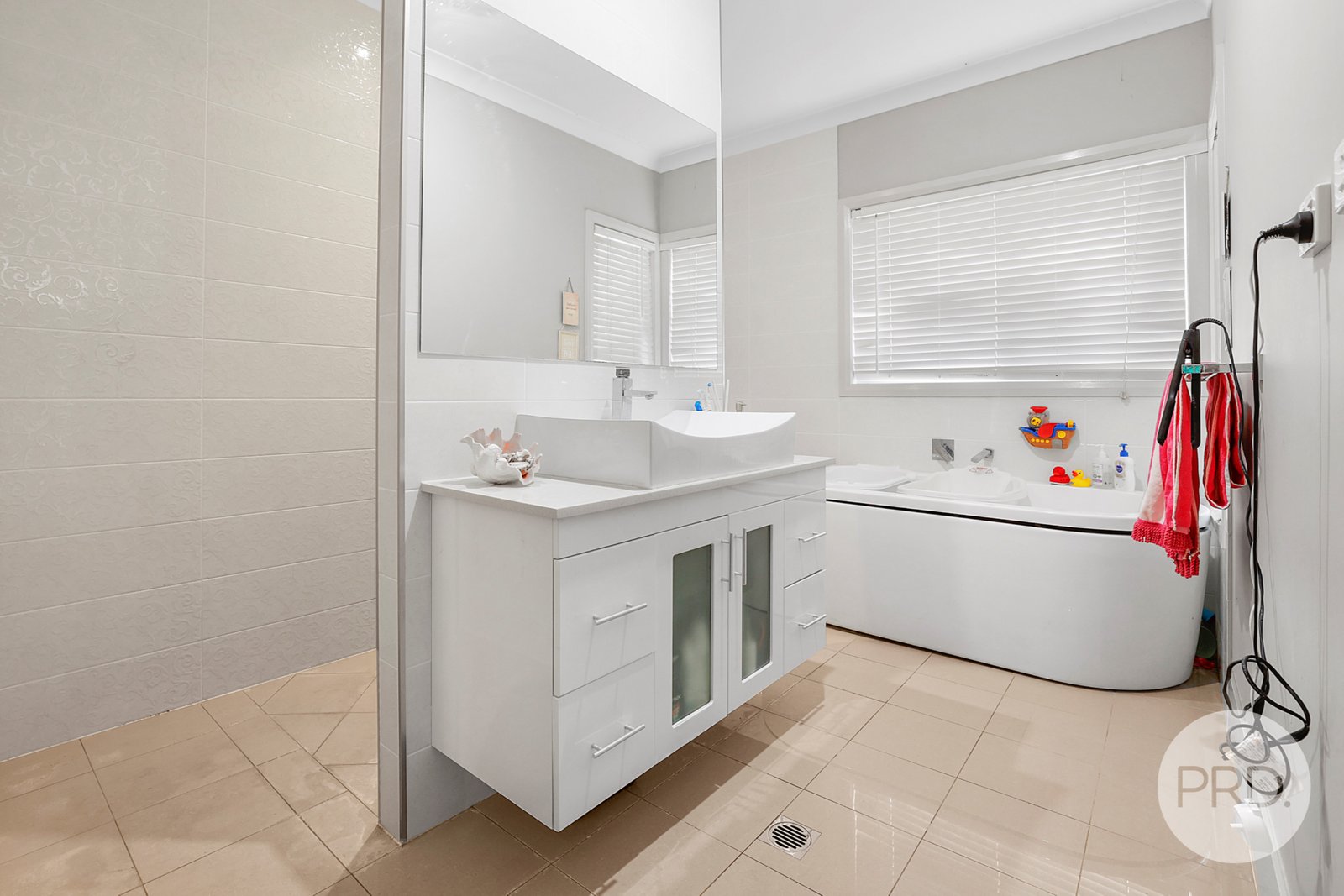 3 Uren Street QUIRINDI 4