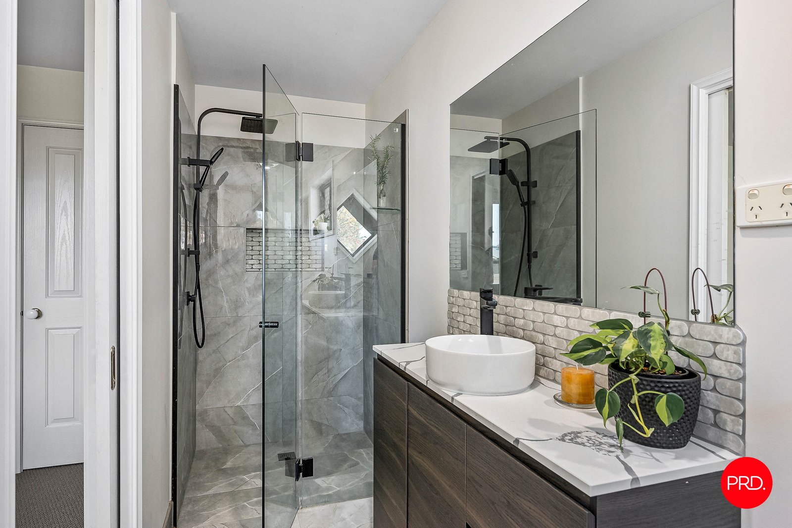 3 Valli Place EAST BENDIGO 8