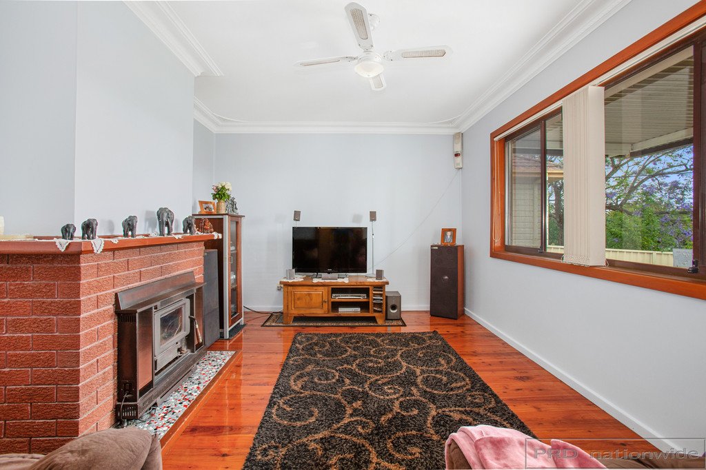 3 Vindin Street RUTHERFORD 2