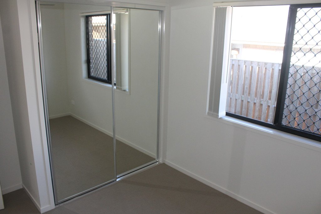 3 Wabby Street BOYNE ISLAND 8