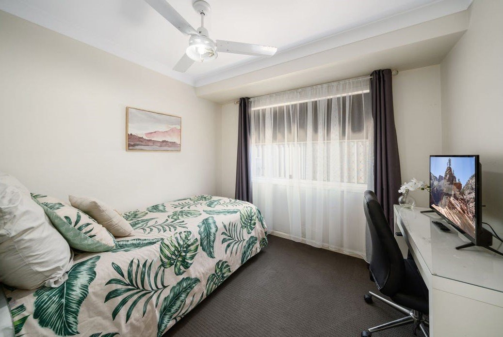 3 Warnick Court VICTORIA POINT 9