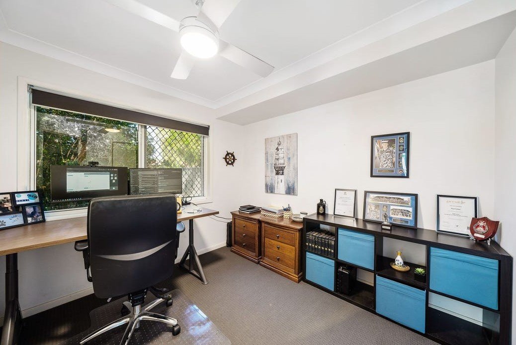 3 Warnick Court VICTORIA POINT 11