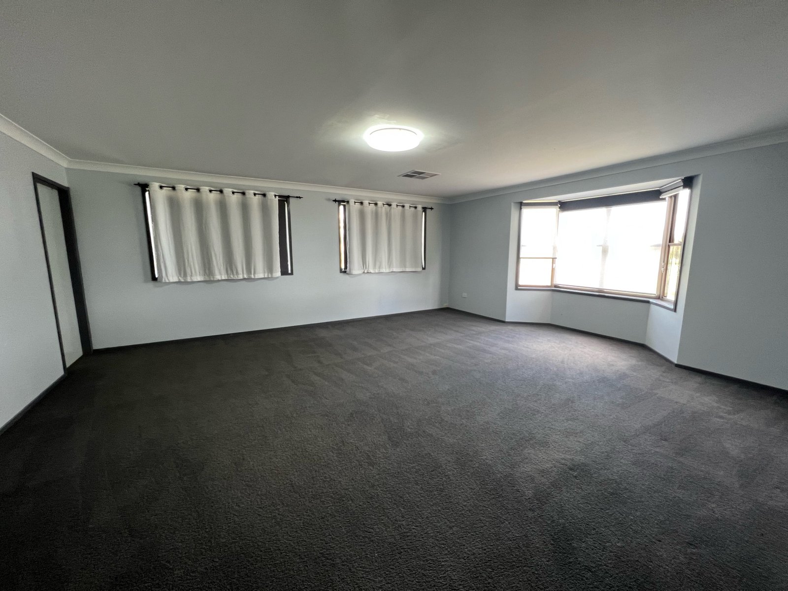 3 Warwick Road TAMWORTH 2