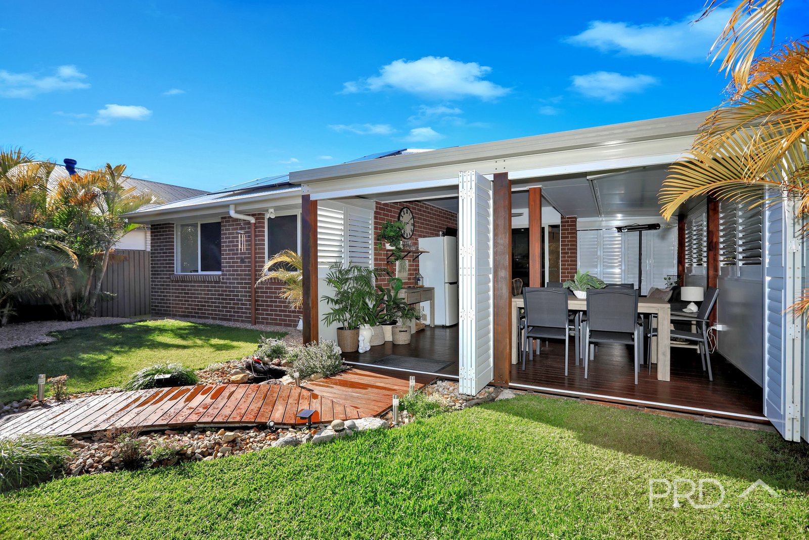 3 Waugh Street URANGAN 21