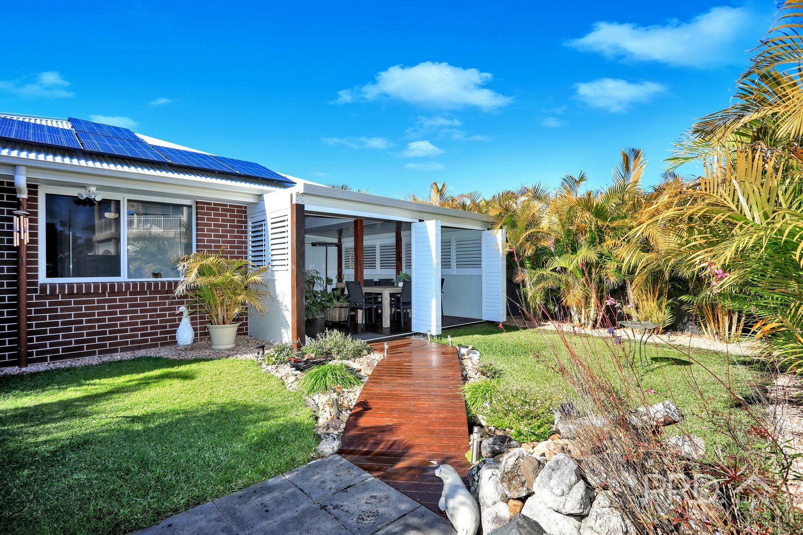 3 Waugh Street URANGAN 22