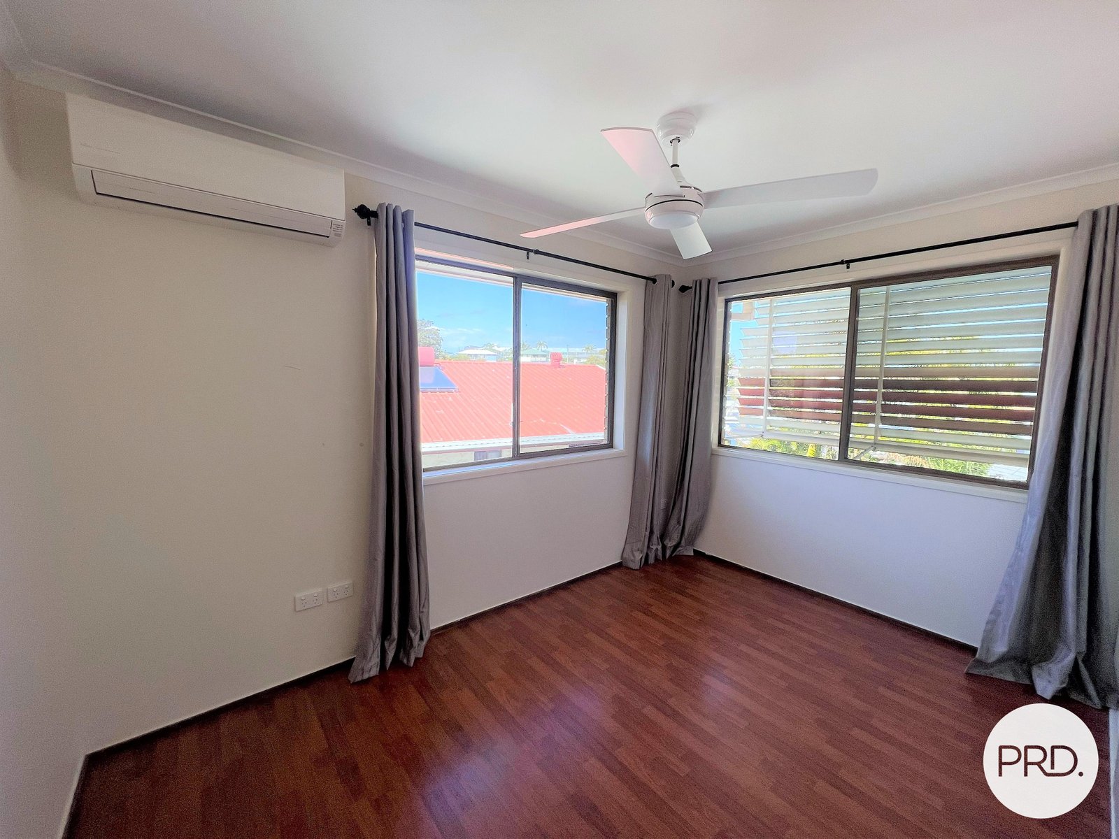 3 Wedge Street TANNUM SANDS 11