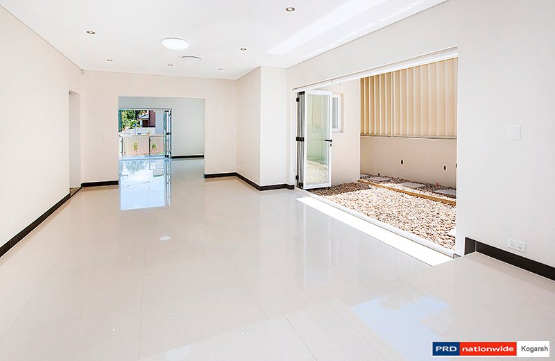 3 West Lane CARLTON 3