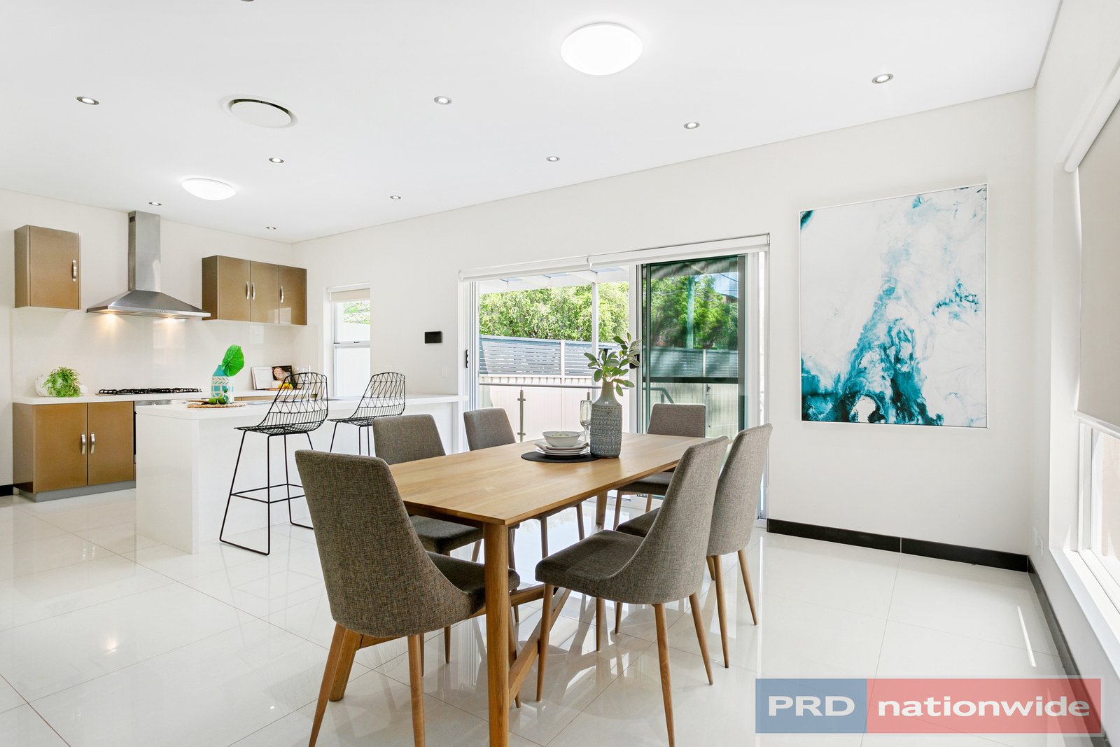 3 West Lane CARLTON 3