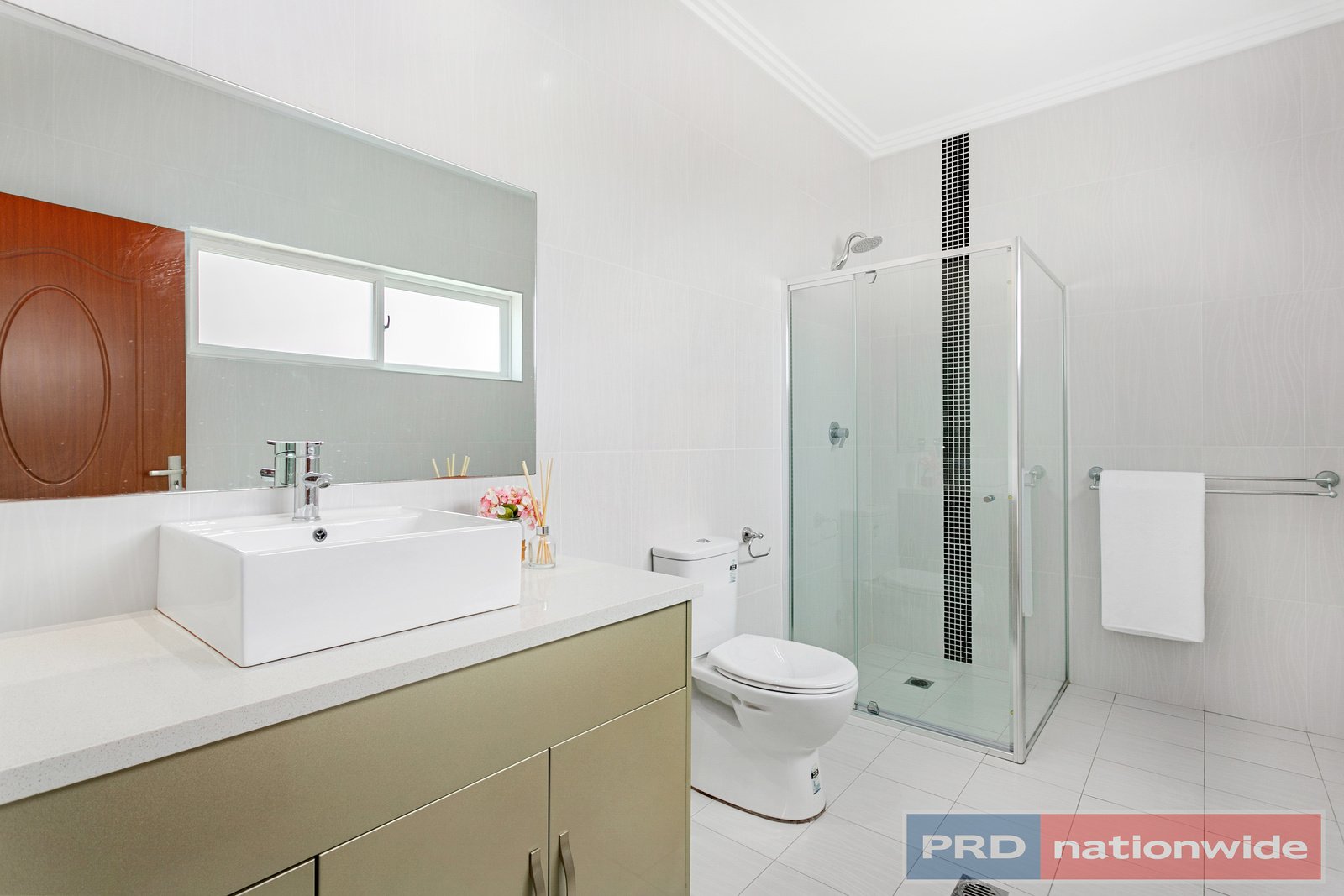 3 West Lane CARLTON 7