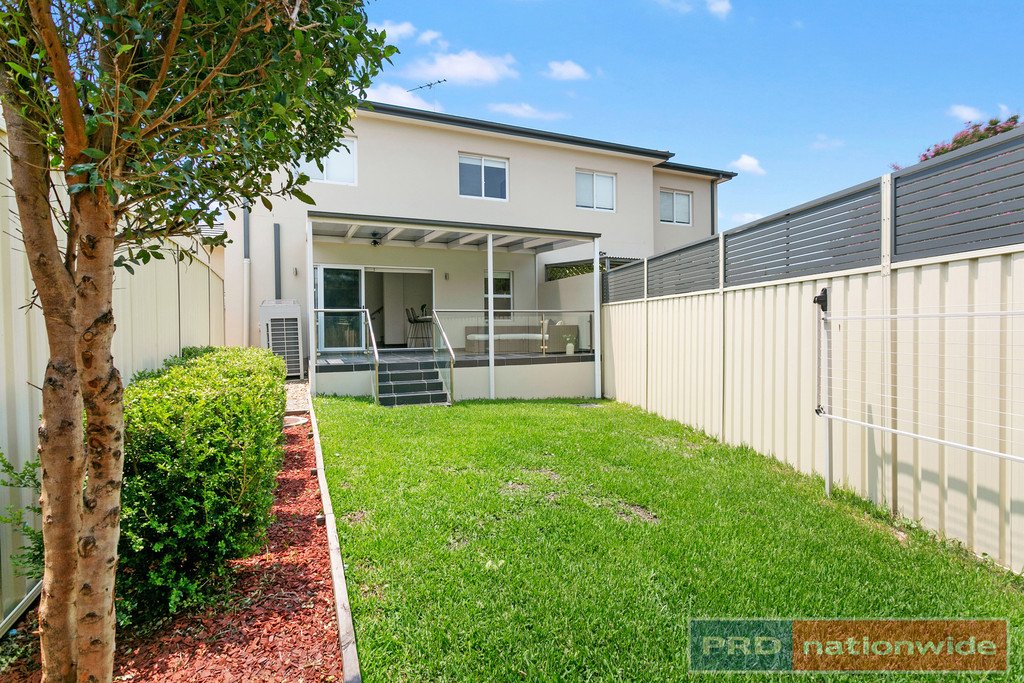 3 West Lane CARLTON 9