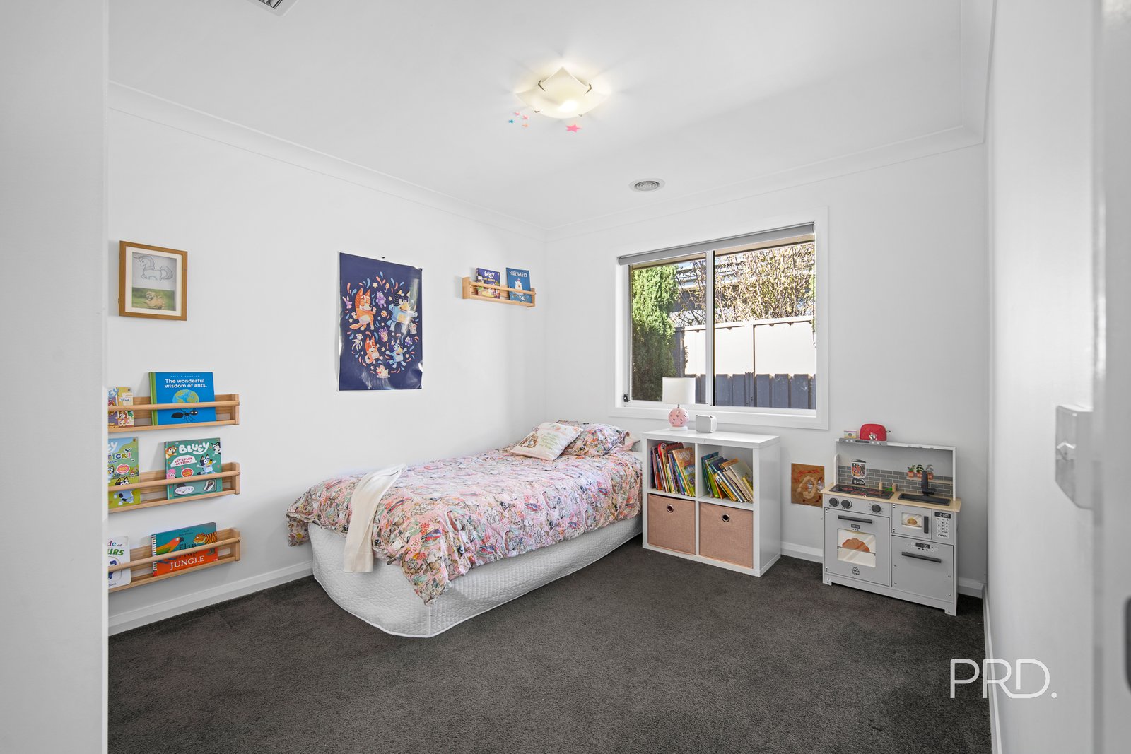 3 Whitten Avenue BOOROOMA 9