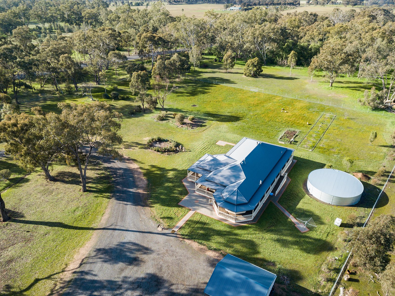 3 Whyte Lane SHELBOURNE 2