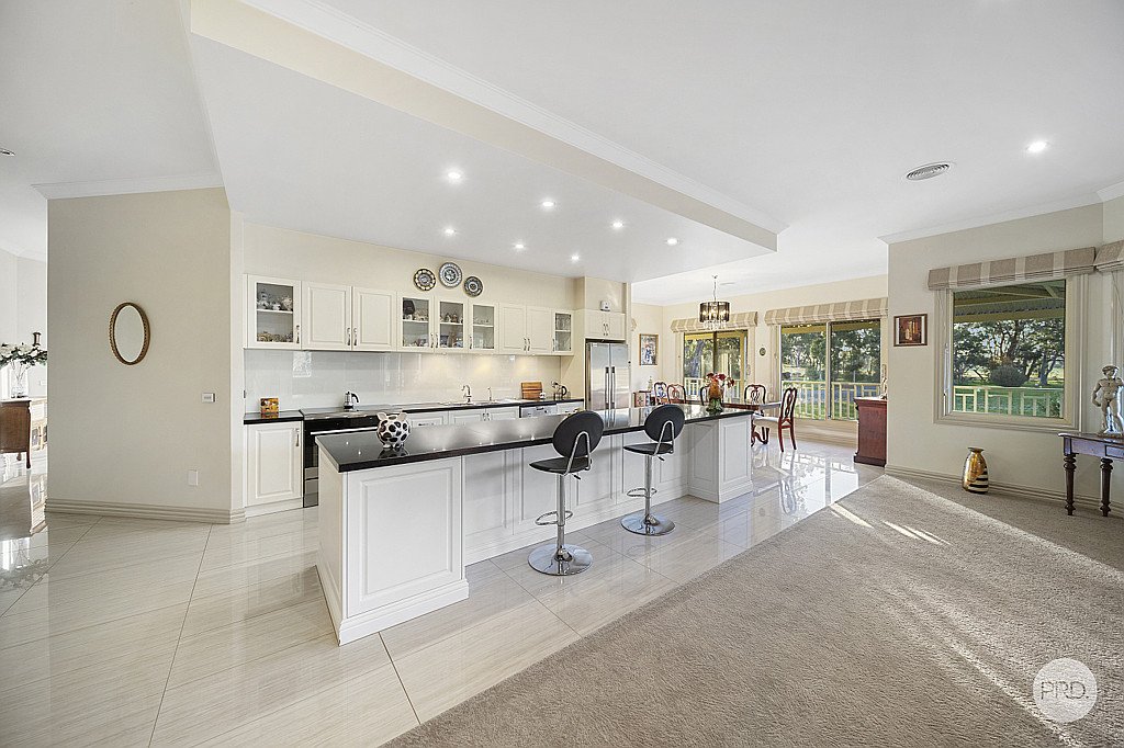 3 Whyte Lane SHELBOURNE 4